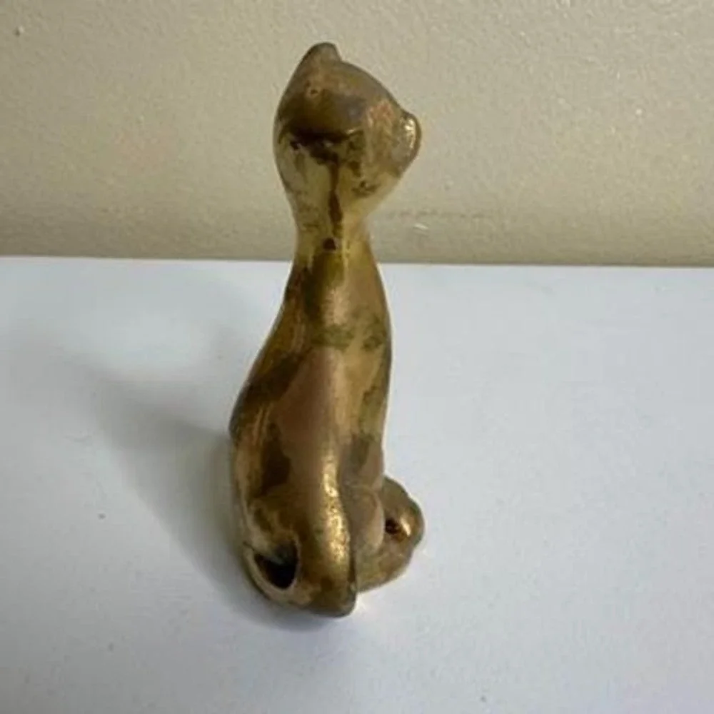Mid-Century Modern Brass Cat Figurine – Made in Korea – Vintage MCM Style